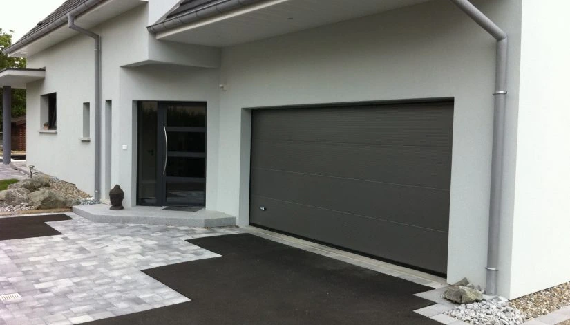 Porte de garage motorisée à Semur-en-Auxois